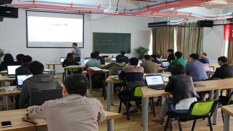 心理咨询师基础教材：如何选择适合自己的学习资源**