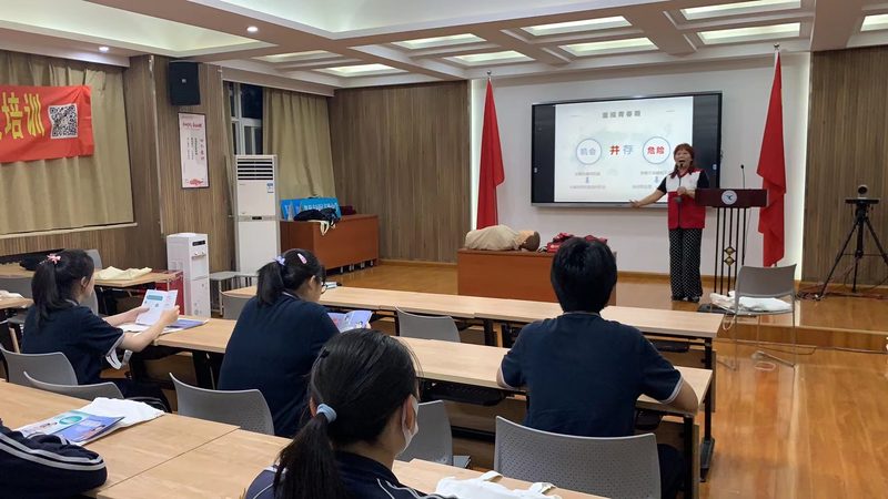 成人教育报名流程通常包括以下几个步骤：